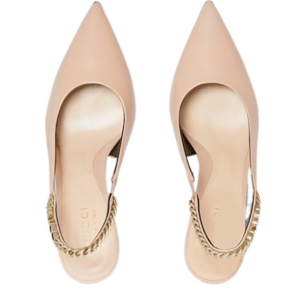 Gucci Women's Nude Pointed-Toe Slingback Pumps with Chain Detail - Picture 3 of 6